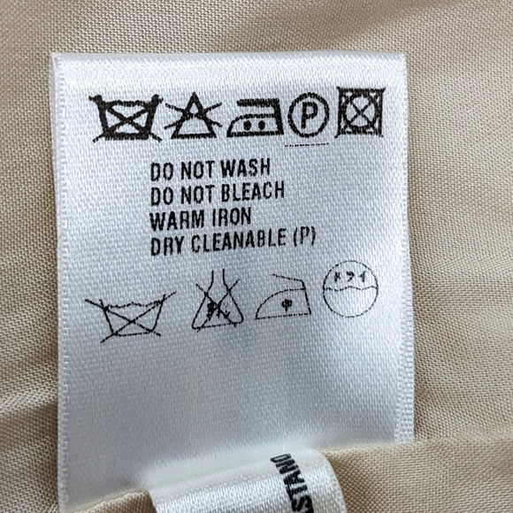 Escada Blazer New Wool Blend W/ Decorative Collar in Creamy Beige Women's 12. - Picture 10 of 12